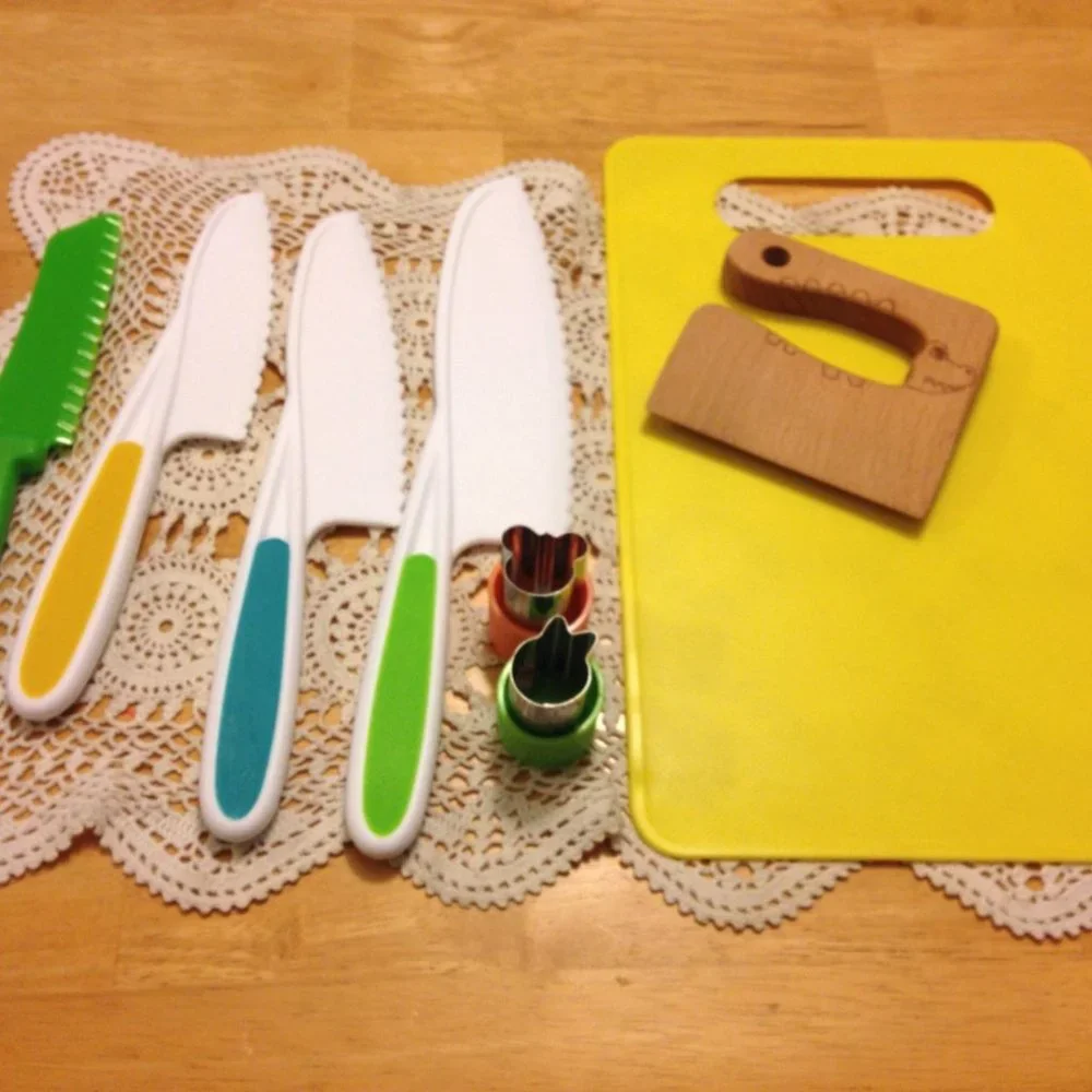 Kitchen tools set, colorful and practical
